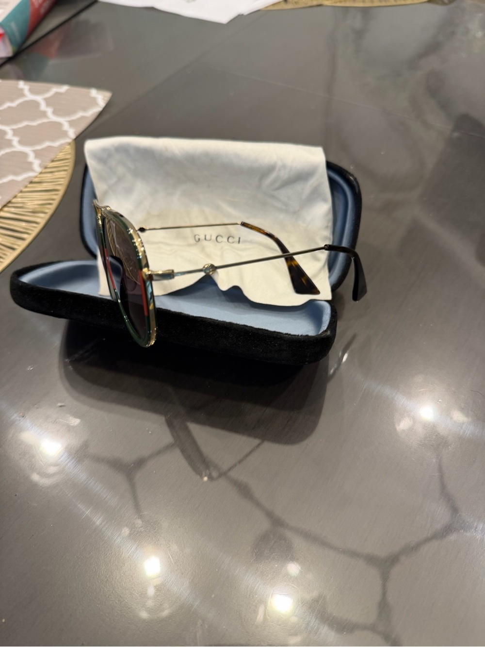 Gucci Gold Metal Aviator Sunglasses with Green and Red Trim - Picture 3 of 6